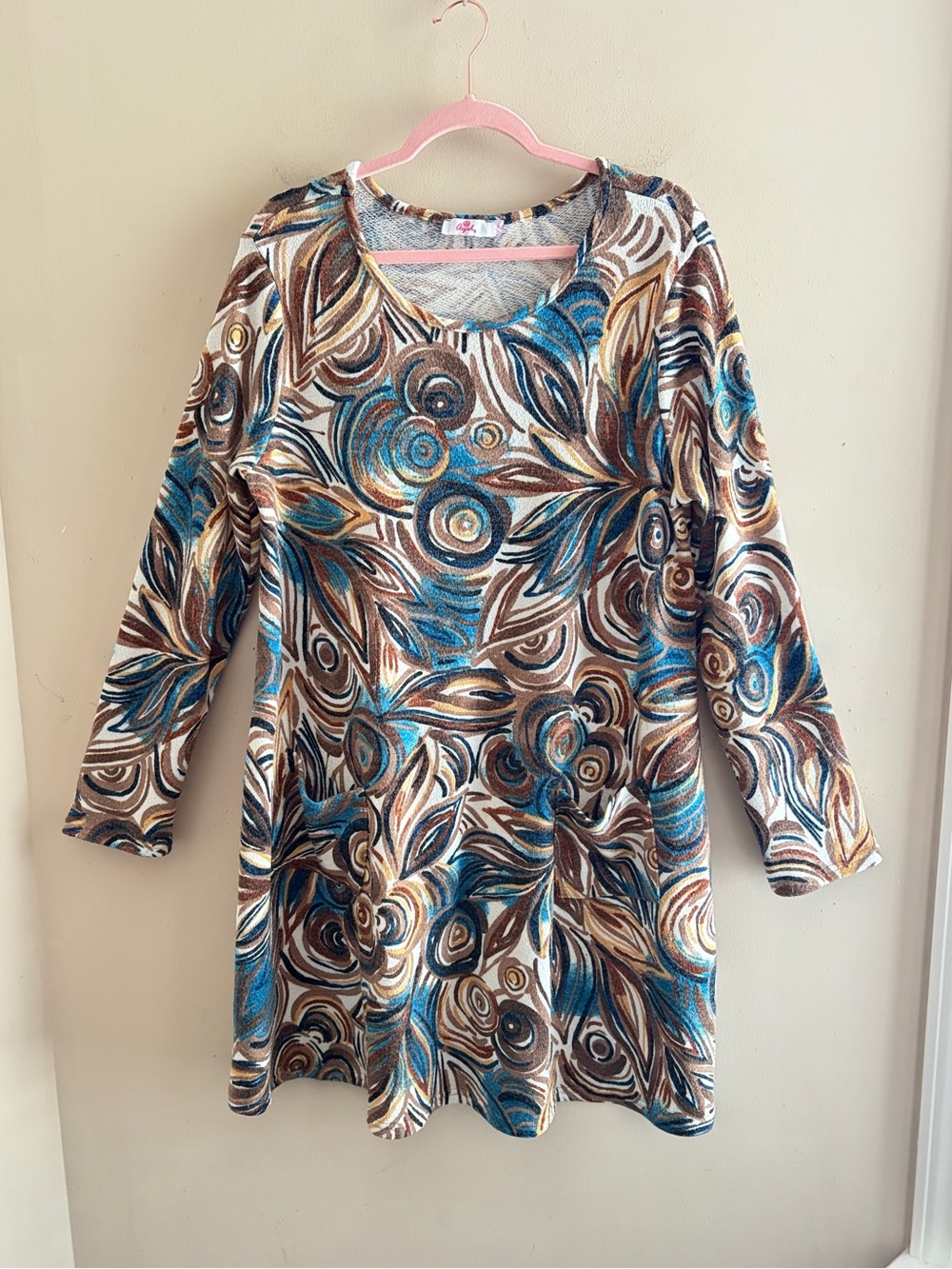 ARYEH‎ 60s/70s Inspired Boho Abstract Floral Print Long-Sleeve Knit Shift Dress